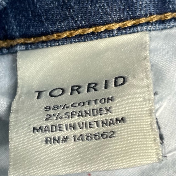 Torrid Bootcut Jeans | Light Washed Sz 16R - Picture 4 of 6